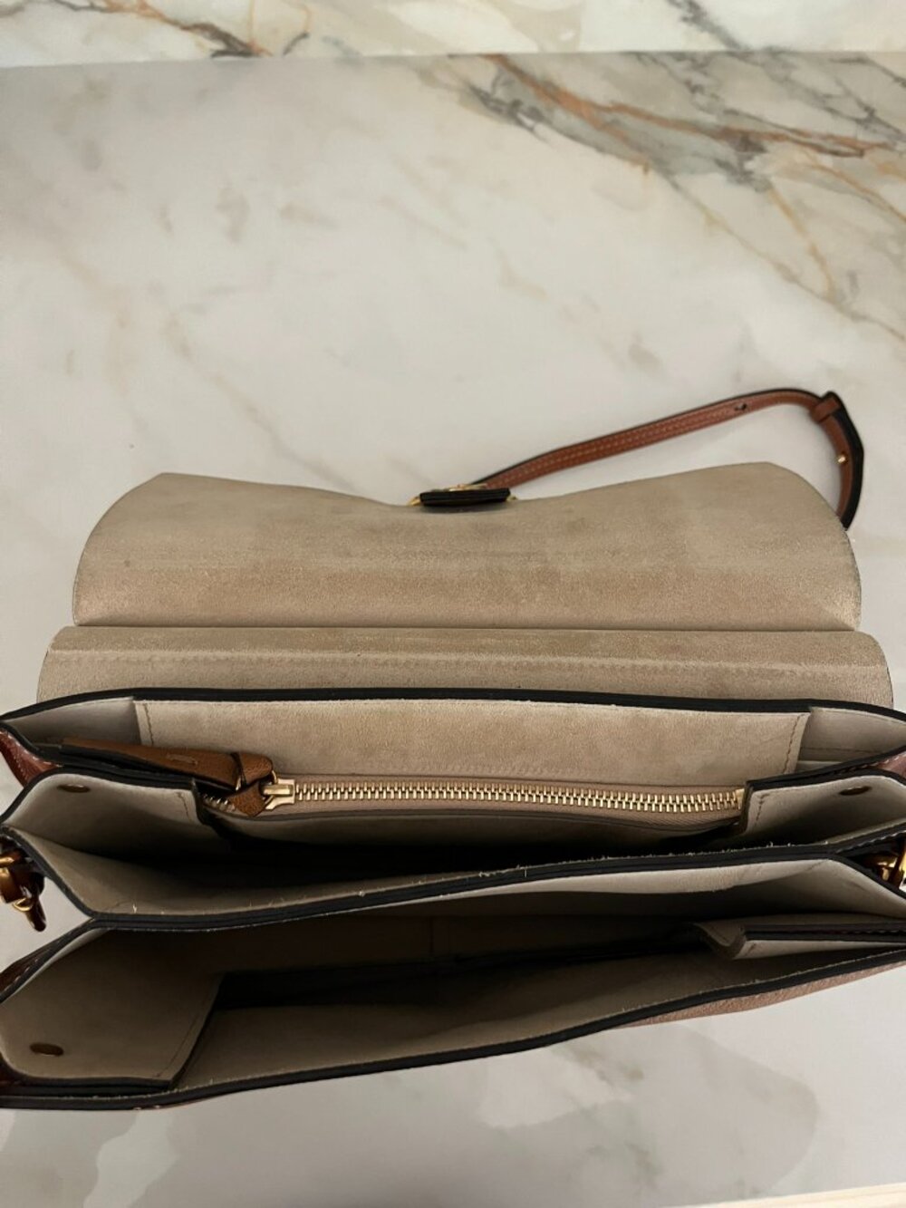Chloé Faye Medium Shoulder Bag, Camel Goatskin - Picture 9 of 10